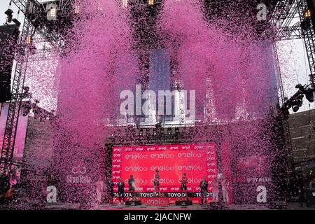 Verona, Verona, Italien, 29. Mai 2022, Das Podium des Giro 2022 im Jahr 2022 Giro d'Italia - Etappe 21 - Verona - Verona - Giro d'Italia Credit: Live Media Publishing Group/Alamy Live News Stockfoto