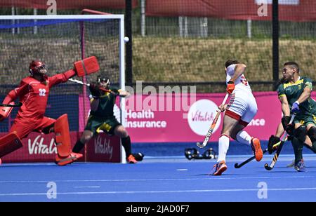 Stratford, Großbritannien. 29.. Mai 2022. England V Südafrika Herren FIH Pro League. Lee Valley Hockey Center. Stratford. Will Calnan (England, 31) schießt beim Eishockeyspiel England V South Africa Mens FIH Pro League um das Tor 2. in England. Kredit: Sport In Bildern/Alamy Live Nachrichten Stockfoto