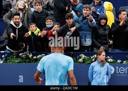 BARCELONA - APR 20: Teilnehmer des Barcelona Open Banc Sabadell Tennisturniers im Real Club De Tenis Barcelona am 20. April 2022 in Barcelona, Spanien Stockfoto