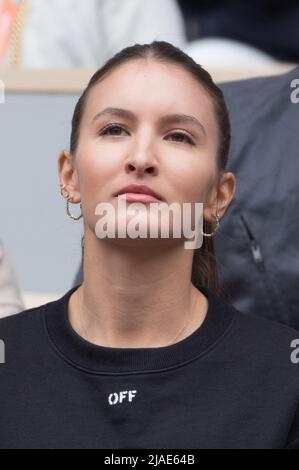 Nina Ghaibi, die Freundin von Felix Auger-Aliassime auf den Tribünen während der French Open Roland Garros 2022 am 29. Mai 2022 in Paris, Frankreich. Foto von Nasser Berzane/ABACAPRESS.COM Stockfoto