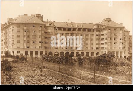 5., Siebenbrunnenfeldgasse 13-15 - Metzleinstaler Hof. Carl (Karl) Zapletal (1876-1941), Fotograf Stockfoto