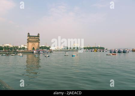 Mumbai, Indien - 13. Februar 2020: Tor nach Indien in colaba mumbai Stockfoto