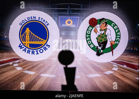 SAN FRANCISCO, CALIFORNIA, USA, 30. MAI 2022: Golden State Warriors vs. Boston Celtics. NBA-Finale 2022. Basketballspiel. Larry O'Brien, Meisterschaft Stockfoto