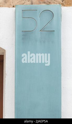 Hausnummer 45. Häuser mit Persönlichkeitskonzept Stockfoto