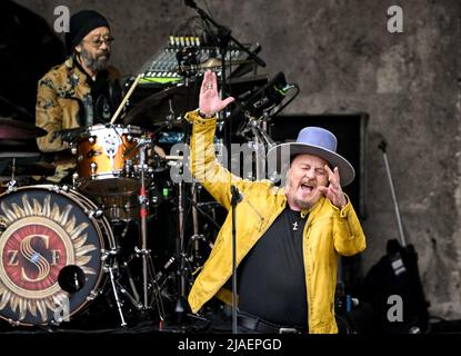 Berlin, Deutschland. 29.. Mai 2022. Der italienische Musiker Zucchero tritt an der Waldbühne auf. Kredit: Britta Pedersen/dpa/Alamy Live Nachrichten Stockfoto