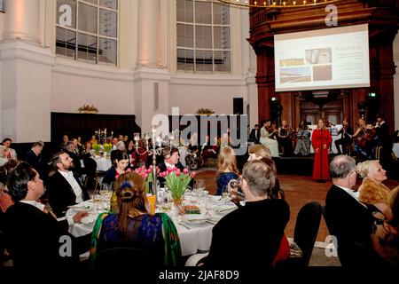 Amsterdam, Niederlande. 28.. Mai 2022. Prinz Nicolae von Rumänien beim Koepelkerk in Amsterdam, am 28. Mai 2022, um am Tulpenball 2022 teilzunehmen, findet eine Wohltätigkeitsauktion für die Werke der Stiftung Prinz Nicolae von Rumänien statt, Prinz Nicolae wird den Ball eröffnen Credit: Albert Nieboer/Netherlands OUT/Point de Vue OUT/dpa/Alamy Live News Stockfoto