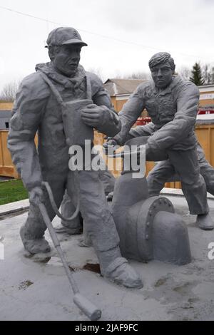 Denkmal für die Feuerwehrleute des Kernkraftwerks Tschernobyl. Erinnerung an gefallene Soldaten in der UdSSR Stockfoto