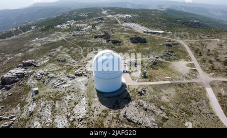 Einrichtungen des Calar Alto Observatoriums in der Provinz Almeria, Spanien. Stockfoto