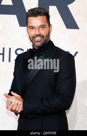 Ricky Martin nimmt am 26. Mai 2022 an der amfAR Gala Cannes 2022 während der Filmfestspiele von Cannes 75., Festival de Cannes, im Hotel du Cap-Eden-Roc in Cap d'Antibes, Frankreich, Teil. Stockfoto