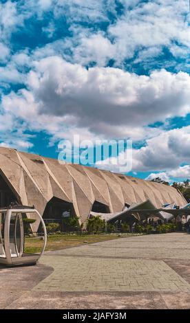CARACAS, VENEZUELA - Mai 2022: Kabinen der Seilbahn zum Humboldt Hotel, Waraira Repano Nationalpark in Caracas, Venezuela Stockfoto