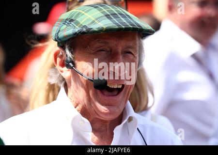 Der ehemalige Fahrer Jackie Stewart blickt beim Grand Prix von Monaco F1 auf dem Circuit de Monaco am 29. Mai 2022 in Monte-Carlo, Monaco, auf. Stockfoto