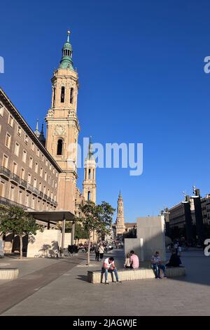 Der Platz der Muttergottes von der Säule in Zaragoza, Aragon, Spanien Stockfoto