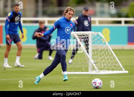 Conor Gallagher aus England während einer Trainingseinheit im St. George's Park, Burton-upon-Trent. Bilddatum: Montag, 30. Mai 2022. Stockfoto