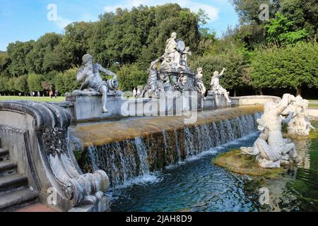 Der Brunnen von Ceres, im schönen Park des Königspalastes von Caserta. Stockfoto