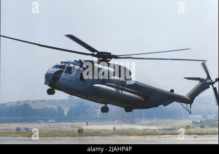 United States Marine Corps CH-53D Hubschrauber Landung auf MCAS El Toro. Stockfoto