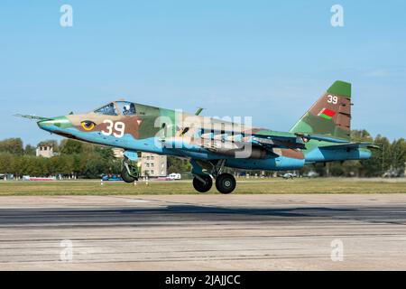 Die weißrussische Luftwaffe Su-25 landete auf dem Luftwaffenstützpunkt Dyagilevo, Russland. Stockfoto