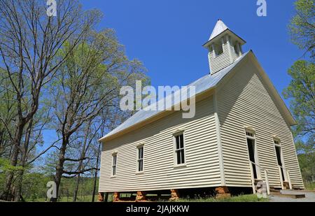 Landschaft mit Cades Cove Methodist Church - Great Smoky Mountains National Park, Tennessee Stockfoto