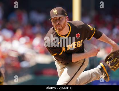 St. Louis, Usa. 30.. Mai 2022. Steven Wilson, Padres Pitcher von San Diego, liefert den St. Louis Cardinals am Montag, den 30. Mai 2022, im siebten Inning im Busch Stadium in St. Louis einen Pitch. Foto von Bill Greenblatt/UPI Credit: UPI/Alamy Live News Stockfoto