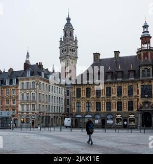 Architektonisches Detail des Place du Général-de-Gaulle, städtischer öffentlicher Raum in der Gemeinde Lille im französischen Departement Nord Stockfoto
