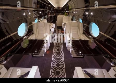 Der Innenraum eines Gulfstrean IV Business Privatjets - Stock Photo Stockfoto