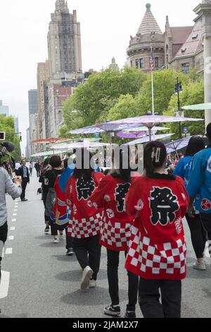 Die erste Parade zum Japan Day am 15. Mai 2022 im Central Park West in Manhattan in New York City. Stockfoto