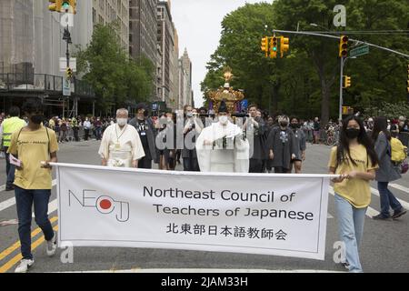 Die erste Parade zum Japan Day am 15. Mai 2022 im Central Park West in Manhattan in New York City. Stockfoto