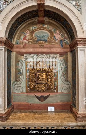 Schönes Kloster des heiligen Petrus von Alcantara, Convento de Sao Pedro de Alcântara in Lissabon, Portugal Stockfoto