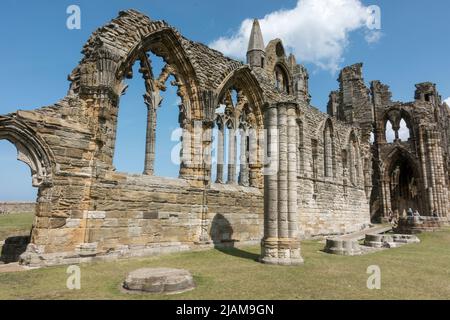 Die Ruinen von Whitby Abbey, Whitby, North Yorkshire, Großbritannien. Stockfoto