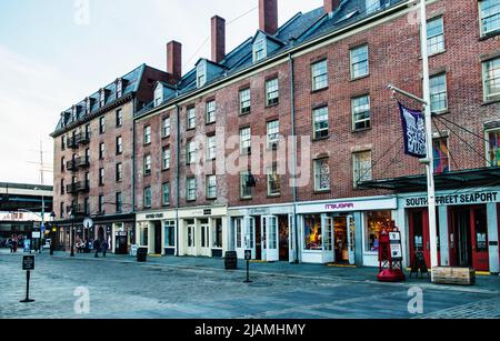 Fulton Street, Finanzviertel, Manhattan, New York City Stockfoto