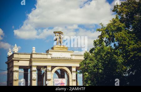 Ausstellung der Errungenschaften der Volkswirtschaft in Moskau. VDNH Center – 26. Juli 2015. Stockfoto