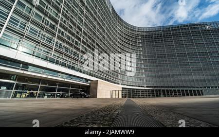 Brussels European District, Brussels Capital Region - Belgien - 02 17 2020 Blick über das kreuzförmige Berlaymont-Gebäude Stockfoto