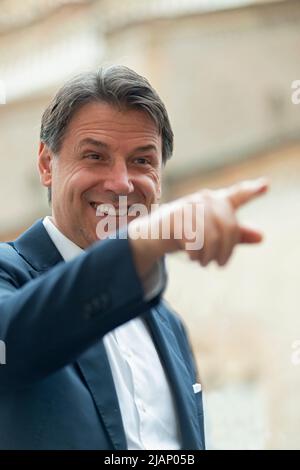 30/05/2022- Italien, Lombardei, Crema, Giuseppe Conte von Movimento Cinque Stelle, zur Unterstützung des Bürgermeisterkandidaten Stockfoto