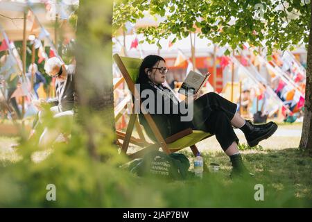 Hay-on-Wye, Wales, Großbritannien. 31.. Mai 2022. Allgemeine Atmosphäre des Hay Festival 2022 in Wales. Quelle: Sam Hardwick/Alamy. Stockfoto