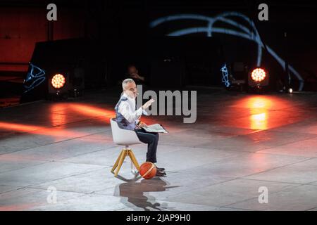 Verona, Italien. 14.. September 2020. Der italienische Erzähler und Sportjournalist Federico Buffa spielt live in der Arena di Verona. Stockfoto