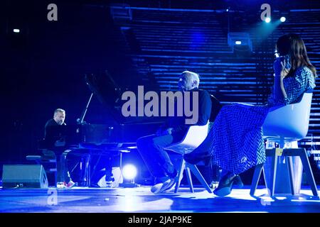 Verona, Italien 11. September 2020. Der berühmteste italienische Lyriker Mogol alias Giulio Rapetti Mogol während seines Live-Vors in der Arena di Verona. Stockfoto