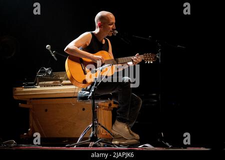 Italien 31. Mai 2022 Giovanni Truppi live im Auditorium Fondazione Cariplo Mailand © Andrea Ripamonti / Alamy Stockfoto