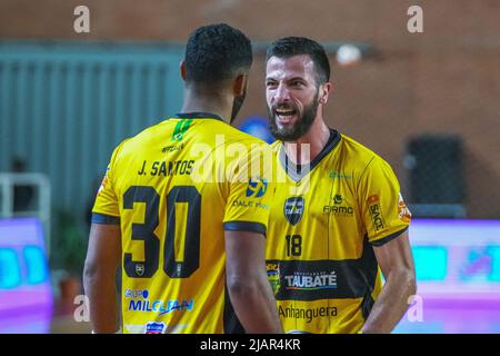 Finale der Pan American Handball Clubs spielte am 28. Mai 2022 in Buenos Aires zwischen den Clubs Taubate und Pinhieros, beide aus Brasilien. Stockfoto