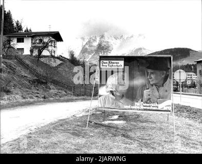 Die Fotografie zeigt ein Wahlplakat der SPÖ (Sozialdemokratische Partei Österreichs) zu den Wahlen im April 1983. Stockfoto