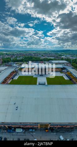 Vale Park , Robbie Williams Homecoming Konzert in Burslem Stoke on Trent Aerial Drone Blick auf die fertig GESTELLTE Bühne und die Region Port Vale FC Stockfoto