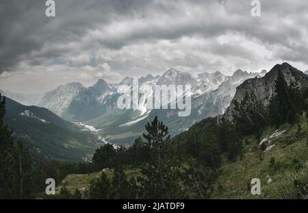 Theth-Nationalpark. Albanien. Eines der schönsten Reiseziele in Europa. Stockfoto