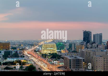 Burger Building In Der Nähe Des Ramada Signal Salwa Road Doha Stockfoto