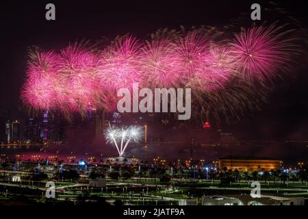 Feuerwerk an corniche in der eid Night 2021 Stockfoto