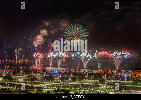 Feuerwerk an corniche in der eid Night 2021 Stockfoto