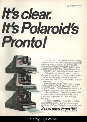 Polaroid Kameras Vintage Papier Werbung Polaroid Magazin Werbung 1970s 1980s Stockfoto