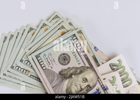 Tschechische republik Währung Krone Banknote und hundert USA-Dollar Banknoten Scheine Stockfoto