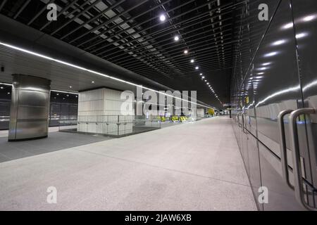 Elizabeth Line (Crossrail) Canary Wharf U-Bahn-Station auf Isle of Dogs, Tower Hamlets im Zentrum von London Stockfoto