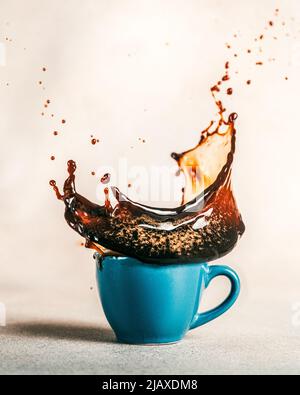 Nahaufnahme von Kaffeespritzern Stockfoto
