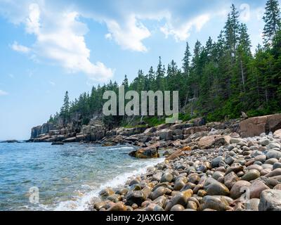 Monument Cove Rocky Beach im Acadia National Park Maine Stockfoto