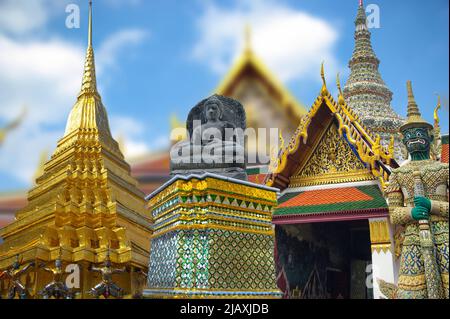 Bangkok, die wunderschöne und farbenfrohe Hauptstadt Thailands, ist eine der meistbesuchten Städte der Welt Stockfoto