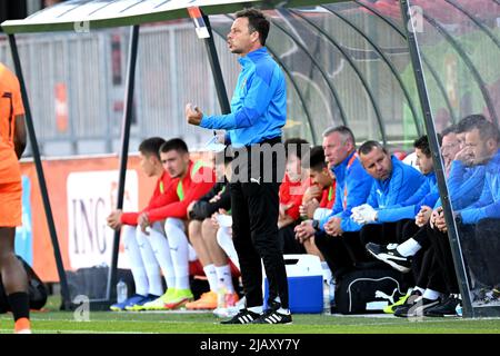 ALMERE - Serbien U19 Trainer Aleksandar Jovic während des UEFA Europameisterschafts-Qualifikationsspiel zwischen den Niederlanden U19 und Serbien U19 im Yanmar-Stadion am 1. Juni 2022 in Almere, Niederlande. ANP | NIEDERLÄNDISCHE HÖHE | GERRIT AUS KÖLN Stockfoto